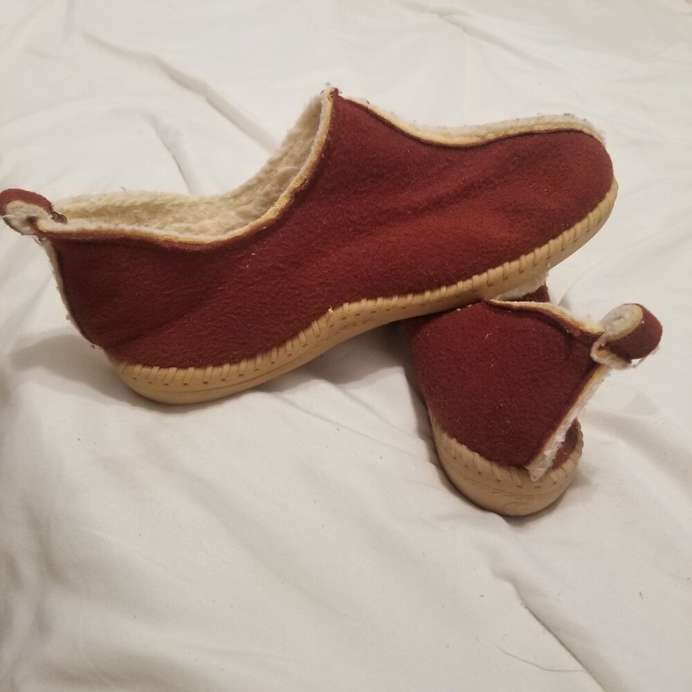 Navajo Wooly Mocassins Sz 8